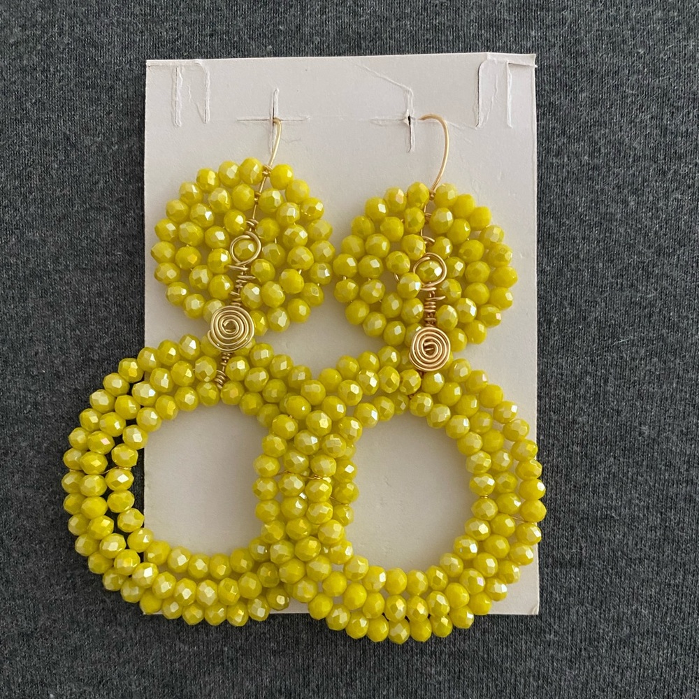 Artesanal yellow earrings